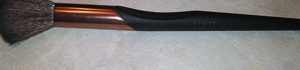 NWOT Luxie Makeup Brush